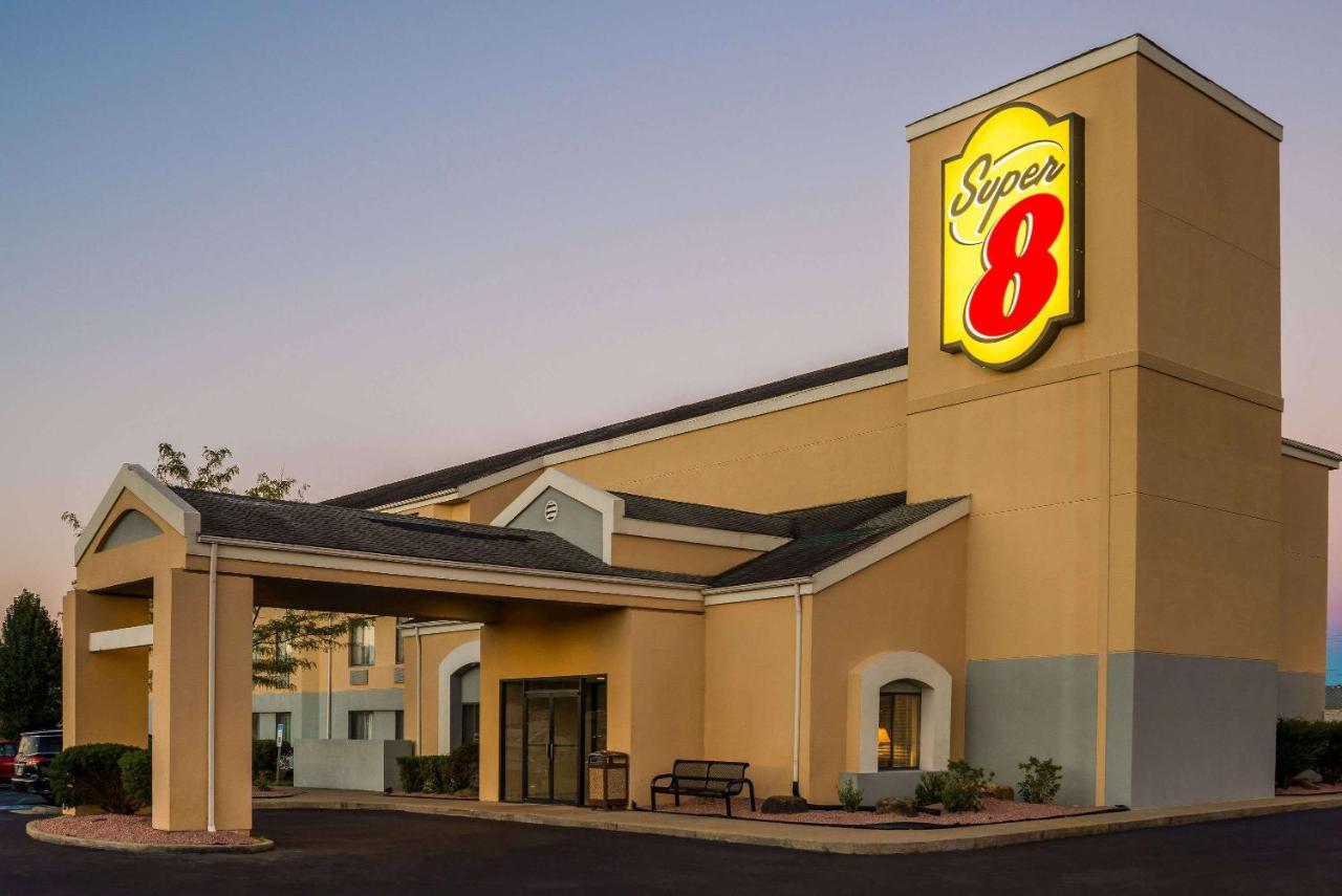 Super 8 By Wyndham Jasper Hotel Eksteriør billede